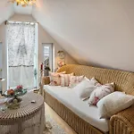Kleine Oase 3 Im Wohnhaus